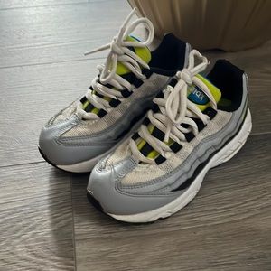 Nike preschool grey/black air max 95’s